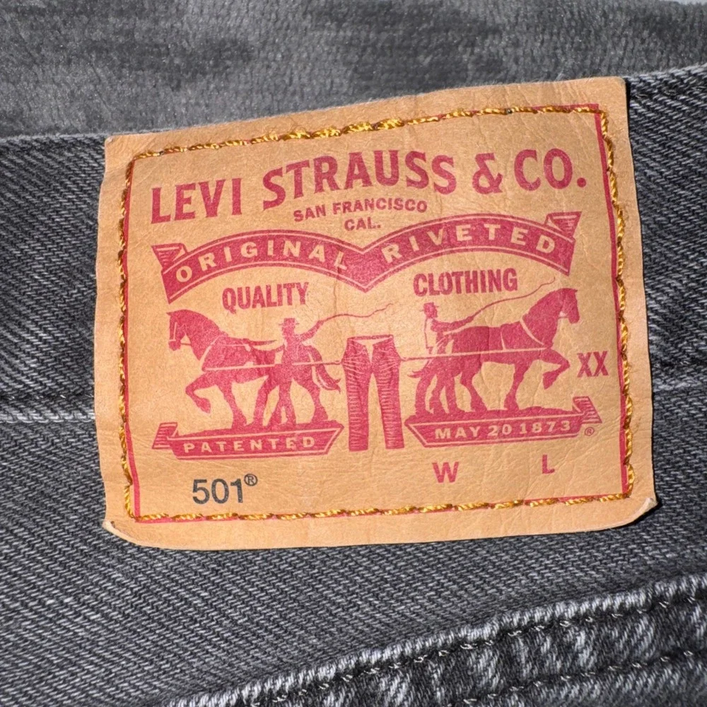 Mens 30x26 Levis 501 Original Fit Jeans Black Good Frayed Hem Button Fly 868